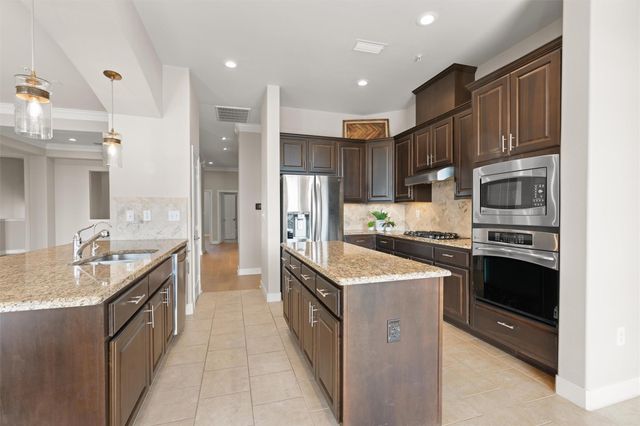 7800 Southwest Pkwy PKWY 2020, Austin, TX 78735