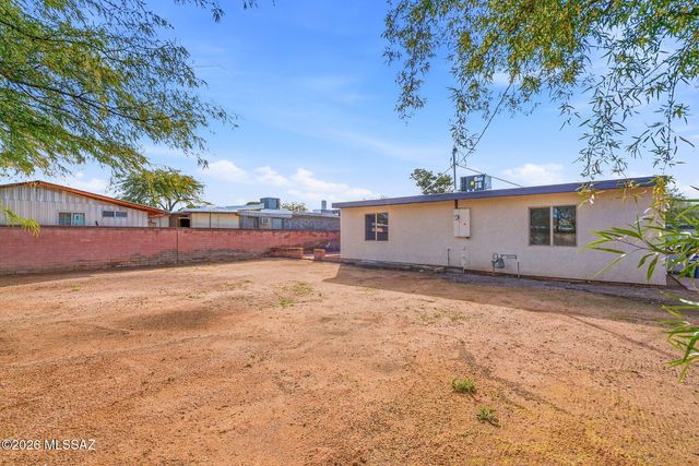 2925 E 18th Street, Tucson, AZ 85716