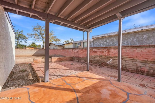 2925 E 18th Street, Tucson, AZ 85716