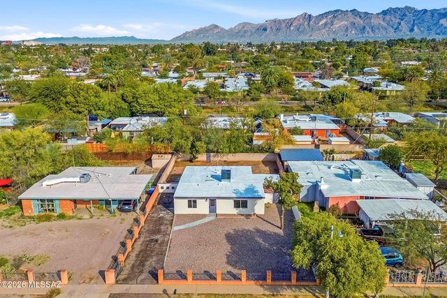 2925 E 18th Street, Tucson, AZ 85716