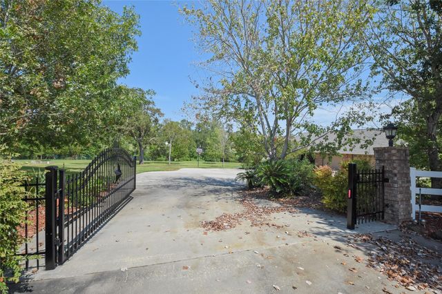 367 Fawn Road, Livingston, TX 77351