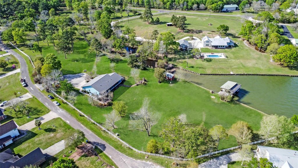 367 Fawn Road, Livingston, TX 77351