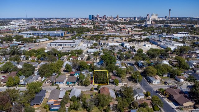 207 forrest, San Antonio, TX 78204