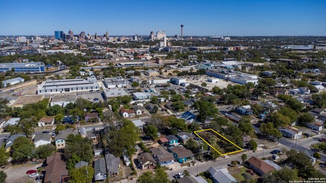 207 forrest, San Antonio, TX 78204