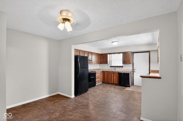 133 N 5th Avenue, Beech Grove, IN 46107