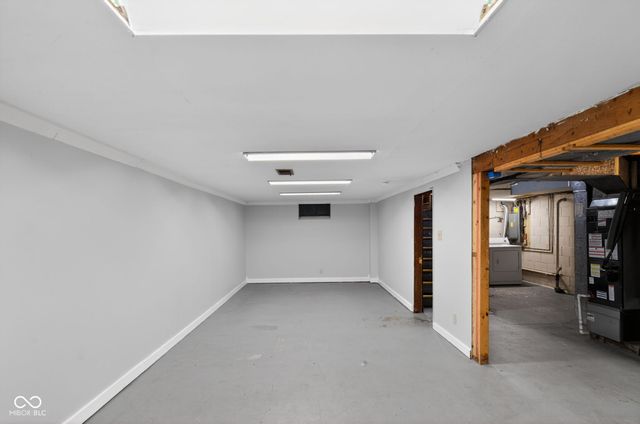 133 N 5th Avenue, Beech Grove, IN 46107