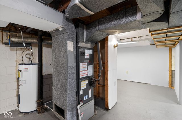 133 N 5th Avenue, Beech Grove, IN 46107