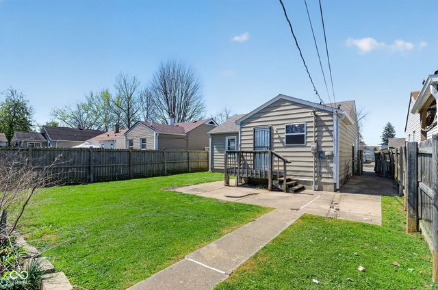 133 N 5th Avenue, Beech Grove, IN 46107