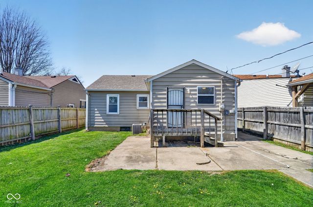 133 N 5th Avenue, Beech Grove, IN 46107