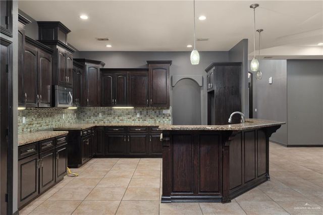 401 Ric Mar Street, Edinburg, TX 78541