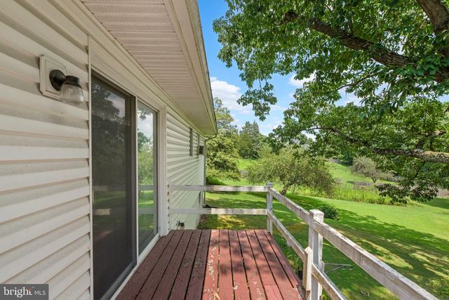 7517 RACE RD, Hanover, MD 21076