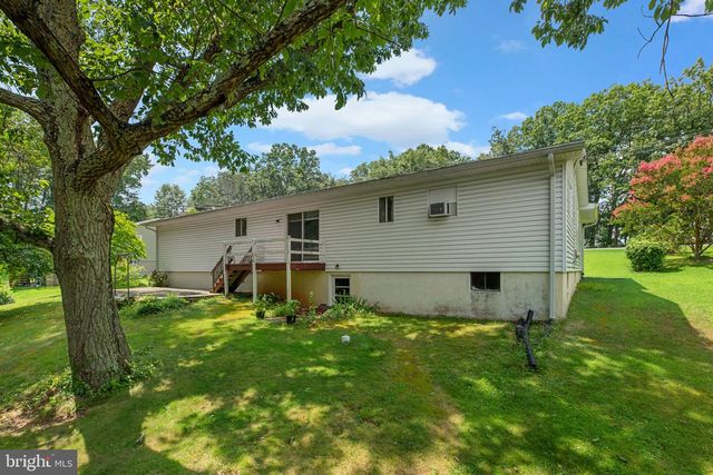 7517 RACE RD, Hanover, MD 21076