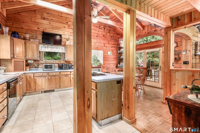 48 Pleasant Rise Extension, Brookfield, CT 06804