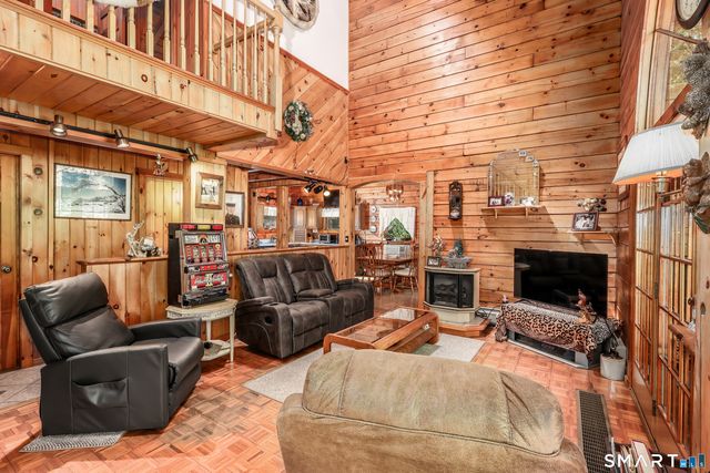 48 Pleasant Rise Extension, Brookfield, CT 06804