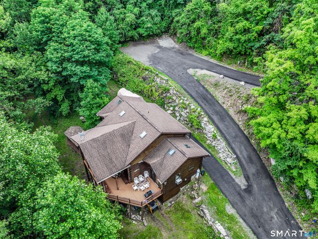 48 Pleasant Rise Extension, Brookfield, CT 06804