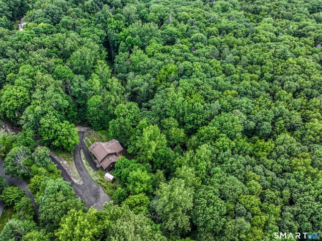 48 Pleasant Rise Extension, Brookfield, CT 06804