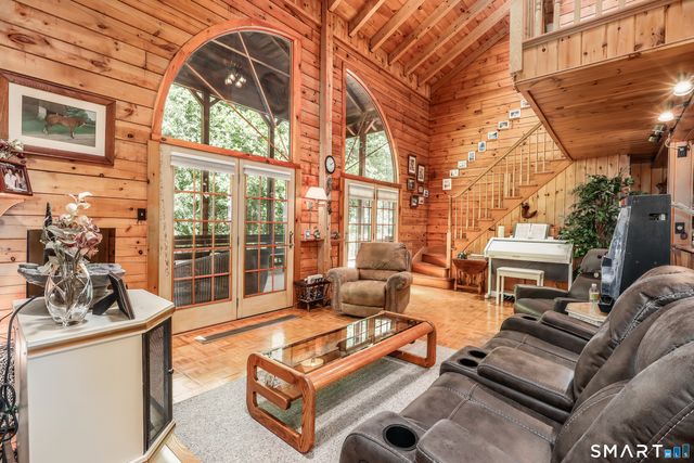 48 Pleasant Rise Extension, Brookfield, CT 06804