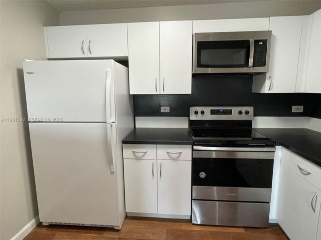 3650 N 56th Ave 519, Hollywood, FL 33021