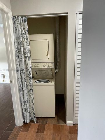 3650 N 56th Ave 519, Hollywood, FL 33021