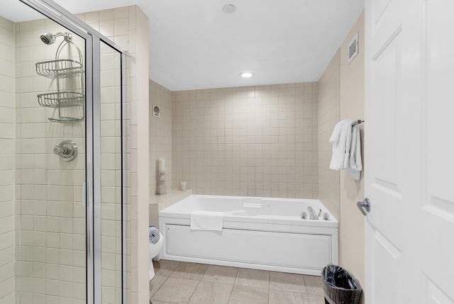 8560 Queensway Blvd Apt 1704, Myrtle Beach, SC 29572