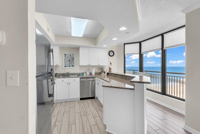 8560 Queensway Blvd Apt 1704, Myrtle Beach, SC 29572