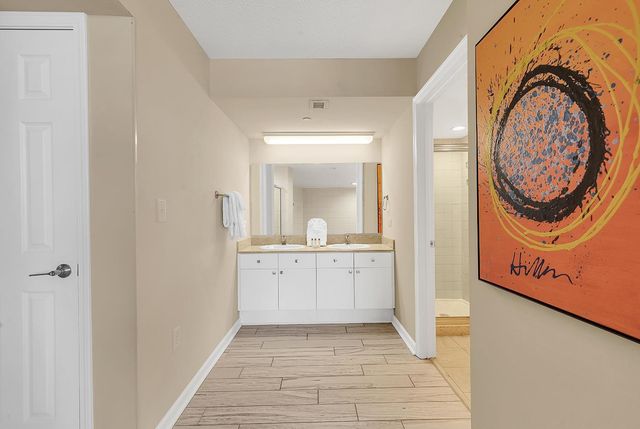 8560 Queensway Blvd Apt 1704, Myrtle Beach, SC 29572