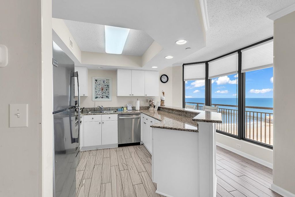 8560 Queensway Blvd Apt 1704, Myrtle Beach, SC 29572 — photo 5