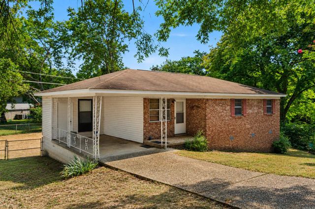 28 Greycourt Circle, North Little Rock, AR 72118