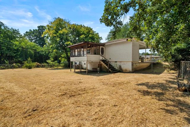 28 Greycourt Circle, North Little Rock, AR 72118