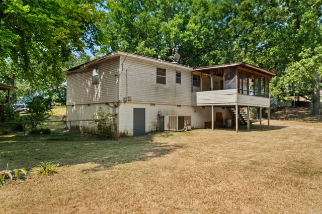 28 Greycourt Circle, North Little Rock, AR 72118