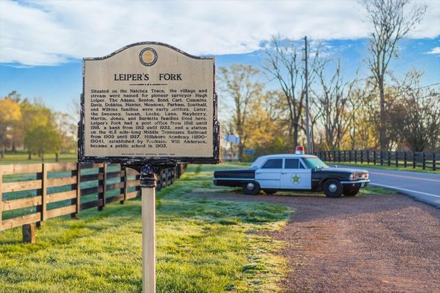 6057 Stone Cliff Ln, Franklin, TN 37064