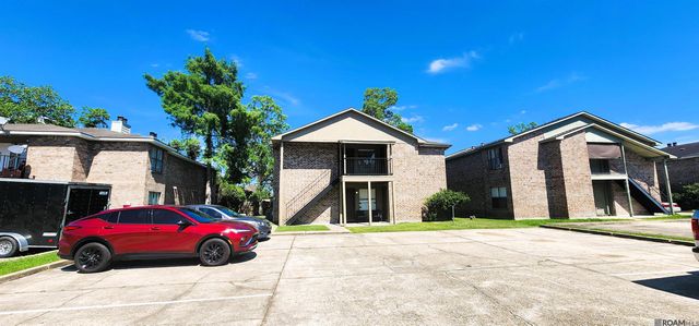 863 Hammond Manor Dr, Baton Rouge, LA 70816