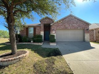 7540 Berrenda Drive, Fort Worth, TX 76131