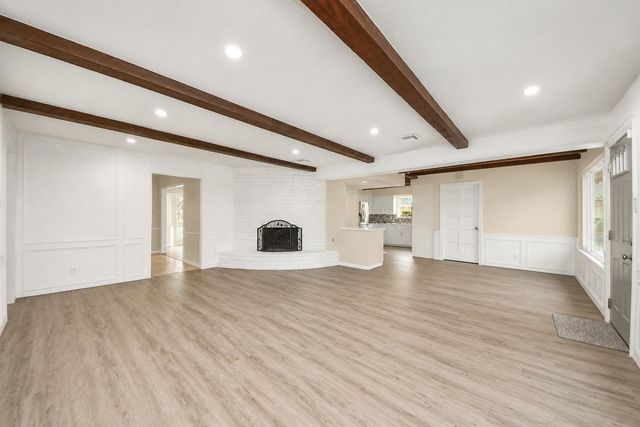 13407 Vestavia Court, Houston, TX 77069