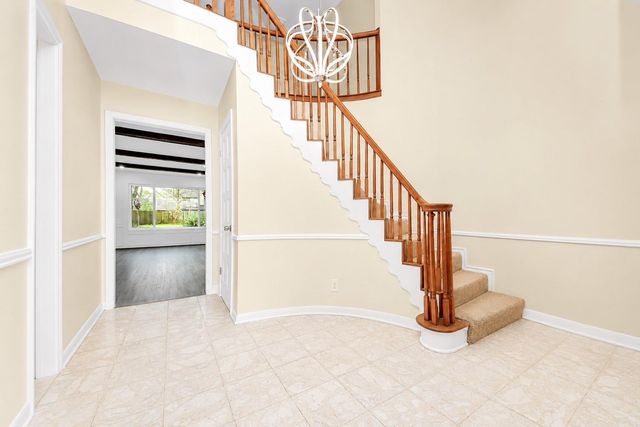 13407 Vestavia Court, Houston, TX 77069