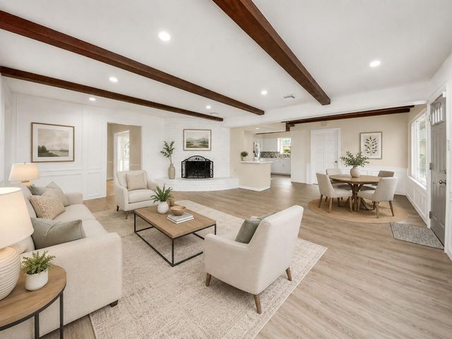 13407 Vestavia Court, Houston, TX 77069