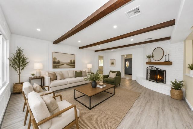 13407 Vestavia Court, Houston, TX 77069