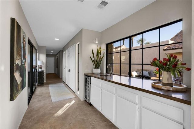 41 Verde Way, Palm Desert, CA 92260