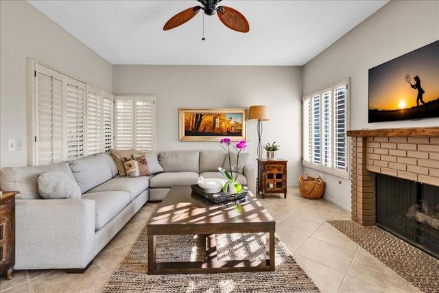 41 Verde Way, Palm Desert, CA 92260