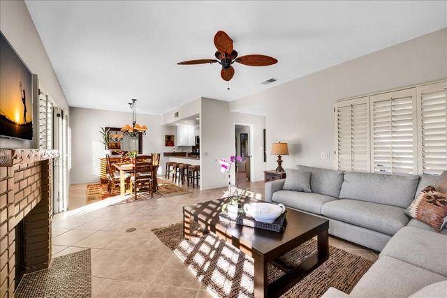 41 Verde Way, Palm Desert, CA 92260