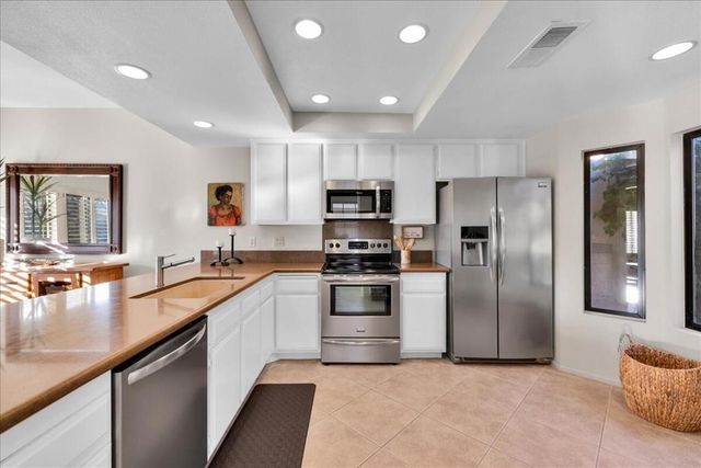 41 Verde Way, Palm Desert, CA 92260