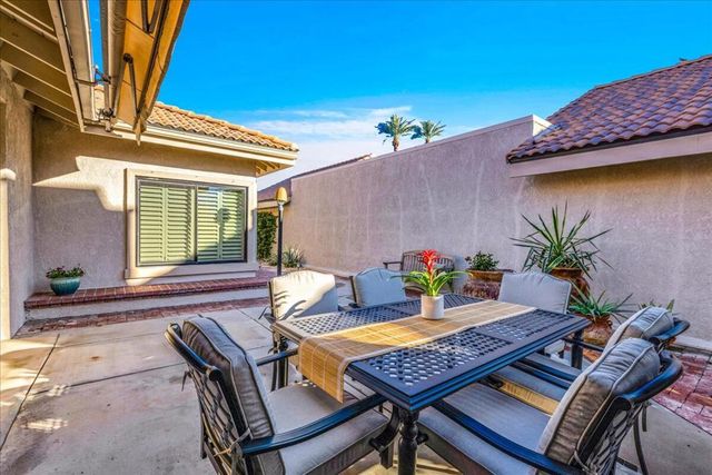41 Verde Way, Palm Desert, CA 92260