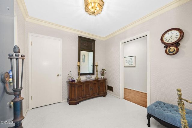 1304 Padres Trail, La Canada Flintridge, CA 91011