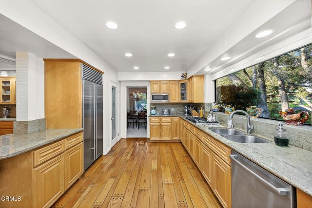 1304 Padres Trail, La Canada Flintridge, CA 91011