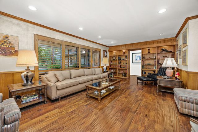 1304 Padres Trail, La Canada Flintridge, CA 91011