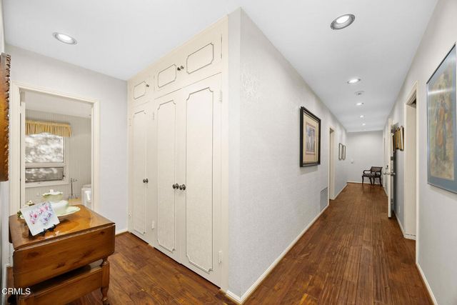 1304 Padres Trail, La Canada Flintridge, CA 91011