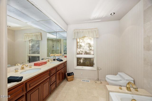 1304 Padres Trail, La Canada Flintridge, CA 91011