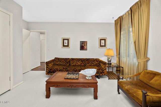 1304 Padres Trail, La Canada Flintridge, CA 91011