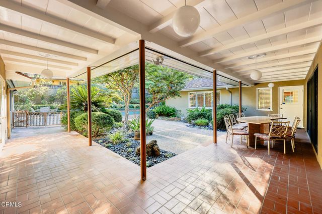 1304 Padres Trail, La Canada Flintridge, CA 91011