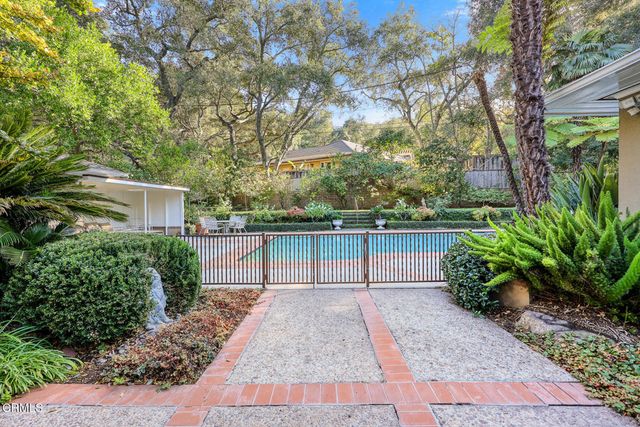 1304 Padres Trail, La Canada Flintridge, CA 91011